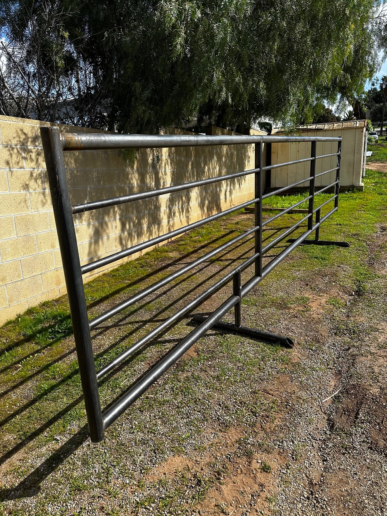 20ft Cattle Livestock Panels - Freestanding with Detachable Feet